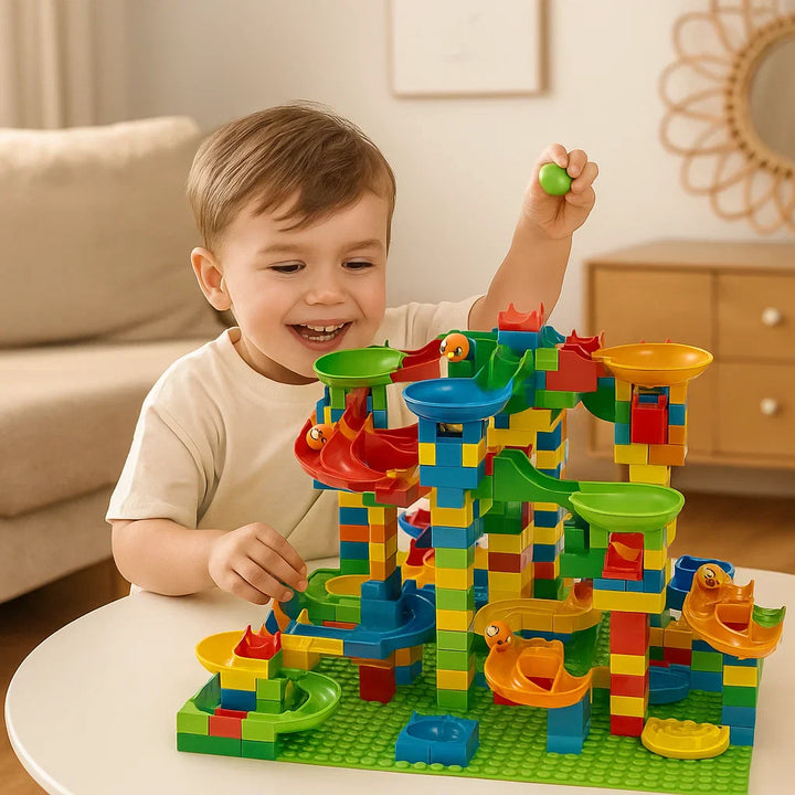 Pista de canicas de bloques